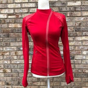Lululemon red jacket, Sz 4, VGUC